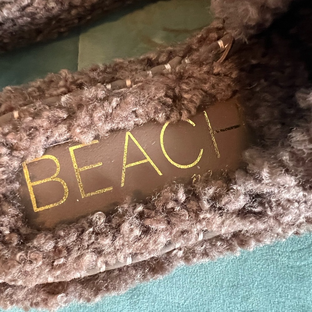 BEACH by Matisse faux shearling slipper - Picture 3 of 3